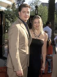 Brendan james fraser was born in indianapolis, indiana, to canadian parents carol mary (genereux), a sales counselor, and peter fraser, a journalist and travel. Former Husband And Wife Brendan Fraser And Afton Smith Brendan Fraser Brendan Fraser