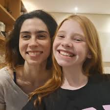 Às vezes dá vontade de largar tudo e deixar ela, que possui a flor da  paciência, assumir esse insta 😂💓🐈‍⬛