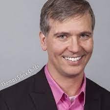 Kenneth Silcox's Instagram, Twitter & Facebook