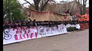 Daniel jadue tirame la pista!!! A 10 Anos De La Revolucion Pinguina Youtube