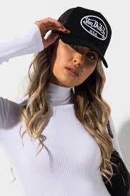 Von Dutch Classic Trucker Hat In 2021 Outfits With Hats Black Hat Outfit Trucker Hat Outfit