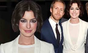 Anne Hathaway and husband Adam Shulman are a perfect match at Song One  premiere