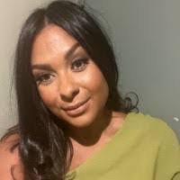 Cassie Breen's Instagram, Twitter & Facebook