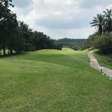 A misfit golf club that provides a sanctuary to everyone to play some quality golf affordably. Photos At Bukit Beruntung Golf And Country Club