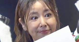 林心如老了 高清 未修图 暴露真实颜值 皮肤松弛胖出双下巴 已经43岁的林心如 皮肤保养成现在这样 也是很难得的 不过相对比之前的林心如 现在略微有些发胖了 stars