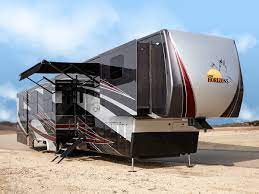 Fifth wheels,fifth wheel trailers,5th wheel campers: Majestic