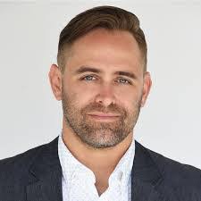 Devon Wadsworth's Instagram, Twitter & Facebook