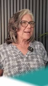 Kelly Buzbee's Instagram, Twitter & Facebook