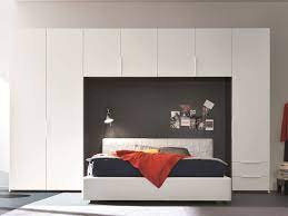 Abbiamo in catalogo tante idee per la cameretta a ponte, che vanno dall'armadio lineare fino al ponte ad angolo. Armadio A Ponte Ikea Come Realizzarlo Armadi A Ponte