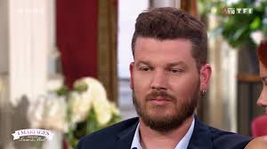 Elle affronte 3 autres concurrentes qui vont se noter à tour de rôle sur. Quatre Mariages Pour Une Lune De Miel Vendredi 5 Avril 2019 Page 1 Sur 13