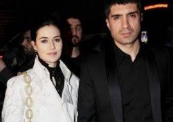 Check out sen yarimidun (düet) by özcan deniz, fahriye evcen on amazon music. Ozcan Deniz Fahriye Evcen E Sahip Cikti