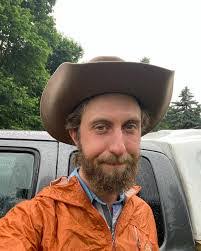 Alex Teller's Instagram, Twitter & Facebook