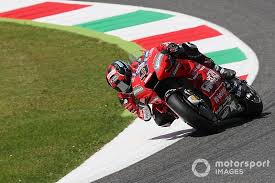 2018 motogp mugello magic in mugello surpise from a spaniard. Mugello Motogp Dovizioso Rossi To Q1 As Petrucci Tops Fp3