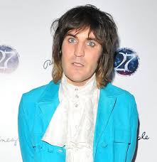 The couple have been together for eight years, and only officially. Assumed Gay Noel Fielding Partner In Crime Girlfriend Or Sweet Wife