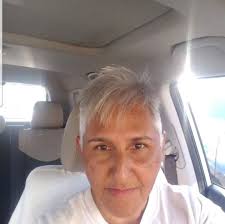 Someone is scamming George strait page !!!