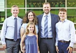 Holton named as SISD's new chief