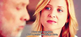 At the end of the grey's anatomy (season 8), robbins is hurt badly in a plane crash, resulting in her left leg being amputated.in the aftermath of the plane accident, in which sloan and lexie grey were killed, the hospital is sued and eventually found liable for negligence. Grey S Anatomy 17 Moments Where Arizona Robbins Shined Tell Tale Tv