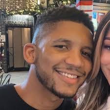 Lauren Walling's Instagram, Twitter & Facebook