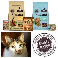 Joy the baker makes homemade cat treats with brown rice flour and baby food. Homemade Tuna Cat Treats Inspiredbycrafted Bullock S Buzz