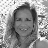 Dawn Ringer's Instagram, Twitter & Facebook