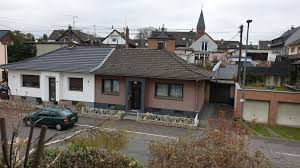 Das angebot an parkmöglichkeiten hat in der stadt der fünf jahreszeiten in den vergangenen jahren stark zugenommen. Haus Zum Verkauf Klosterstrasse 9 50997 Koln Meschenich Mapio Net