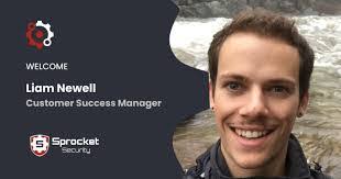 Eric Tofte's Instagram, Twitter & Facebook