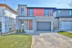 10 Leeson Street St Catharines On Welcome To My Open House This Sat May 12 Between 2 4 Pm House Styles House Open House