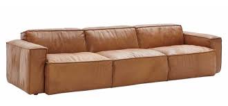 Hochwertiges Und Griffiges Braunes Leder In Vintage Optik Kombiniert Mit Handwerklichem Konnen In Der Verarbeitung Lasst Ein Ei Sofa Leder Braun Sofa Ledersofa