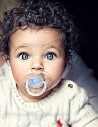 Black And Spanish Babies O Deus De Toda A Graca Que Em Cristo Vos Chamou A Sua Eterna Gloria I Pedro 5 10 Caio French Baby Names French Baby Cute Kids