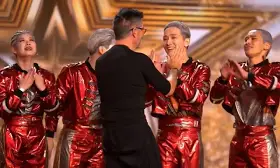 Britain's Got Talent: Simon Cowell hits golden buzzer as viewers say act was 'best ever'