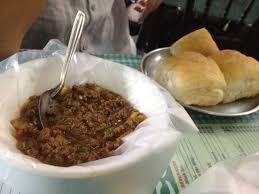 Kheema Pav At Koolar Restaurant Mumbai With Images Food Chefs Table Chef