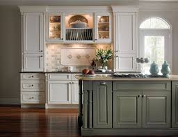 Medallion is a custom manufacturer of luxury cabinetry and architectural millwork handmade by craftsman in our fabrication facility offering numerous sizes, colors, wood species or materials. Get Yorktowne Cabinetry S High Quality Cabinets In Boston Ma Discount Kitchens Etc