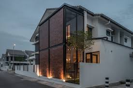 Выглядит достаточно дорого (как мрамор). Nu Infinity The Brick House