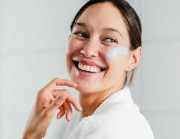 About The Clinic: Expert Skin Care & Non-Surgical Cosmetics