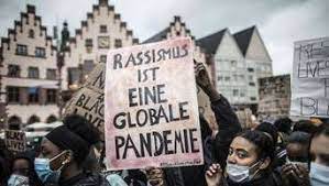 „das n*wort ist immer abwertend und rassistisch! (politisch) schwarze menschen verbinden den begriff. Stadt Kassel Achtet Rassistisches Wort Landespolitik
