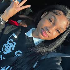 Found out who been eating all my kale!!! I caught Cornelius 🦎 red handed  today! He so full he can't even move fast! Laaawwwddd now @teamchancebrown  ain't never gonna eat nothing from