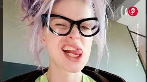 Kelly osbourne apareceu irreconhecível e fãs falaram de procedimentos estéticos imagem: Ehrliche Drogen Beichte Auf Instagram Kelly Osbourne Wurde Erneut Ruckfallig