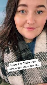 Tracey Weber's Instagram, Twitter & Facebook