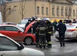 Блогер и пранкер эдвард бил попал в дтп в момент телефонного разговора с писателем и режиссером стасом барецким. T0rpocwh7y0gbm