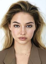 Rebecca Harkness's Instagram, Twitter & Facebook