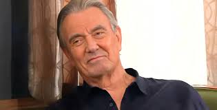 This is why Victor hasn't been seen so much. He's as strong as the  character he plays! ❤️ 💪