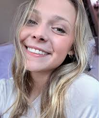 Amanda Sheaffer in people