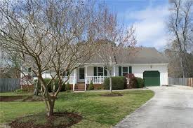 Homes For Sale In Etheridge Manor Chesapeake Va Rose And Womble Realty Company With Images Mls Real Estate Manor