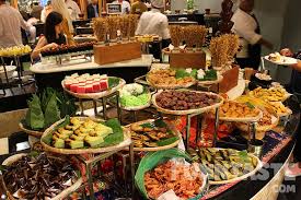 Nasihat kami jikalau anda sudah melakukan tempahan buffet ramadhan shah alam, pastikan anda datang lebih awal. 10 Best Hotel Ramadan Buffet In Kl Selangor For 2018 Fun N Taste