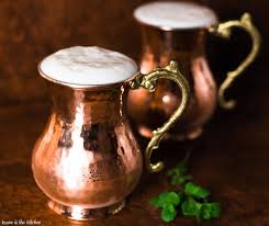 Klassiker Ayran Turkisches Joghurtgetrank Getranke Ayran Rezepte Joghurt