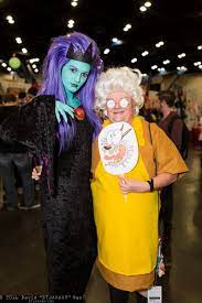 I'm a married, homeschooling momma to two kids (and two cats). Dtjaaaam On Twitter The Queen Of The Black Puddle Muriel Bagge And Courage The Cowardly Dog Cosplay Animematsuri Animematsuri2016 Https T Co Enhy0z87cj