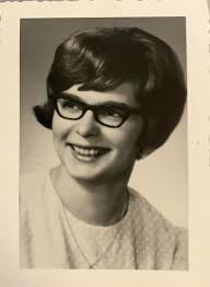 Ann Nelson Abram provided the last name for the last photo in the first row.