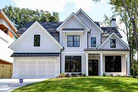 White Modern Farmhouse With Black Trim Windows White Exterior Houses White Farmhouse Exterior Modern Farmhouse Exterior