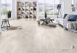 Eurostyle Aspen Oak Classic Laminate Flooring Laminate Flooring Oak Laminate Flooring Flooring
