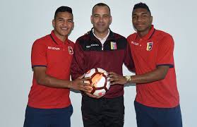 Rafael dudamel fue cesado del cargo de entrenador del atlético mineiro después de caer a dos años del subcampeonato, la realidad de los mejores jugadores de la 'vinotinto' de rafael dudamel. Dudamel Analiza El Presente Y El Prometedor Futuro Del Futbol Venezolano Conmebol
